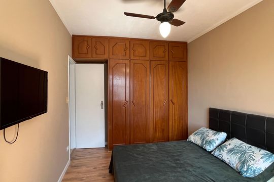 Quarto de apartamento para alugar com 2 quartos, 130m² em Ponta da Praia, Santos
