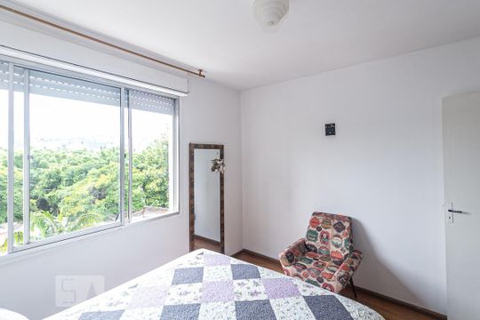 Apartamento à venda com 1 quarto, 42m² em cristal, Porto Alegre