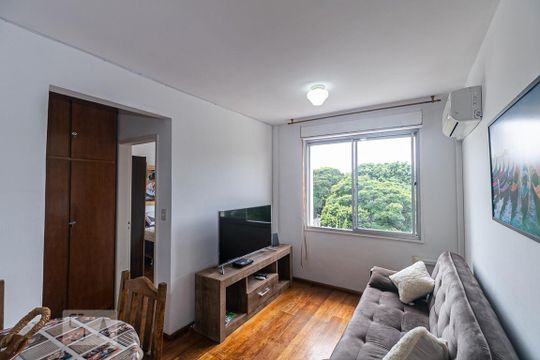 Apartamento à venda com 1 quarto, 42m² em cristal, Porto Alegre