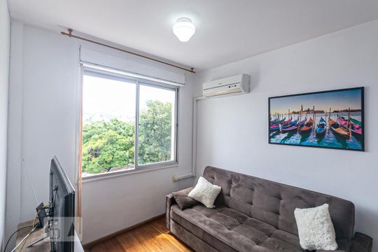 Apartamento à venda com 1 quarto, 42m² em cristal, Porto Alegre