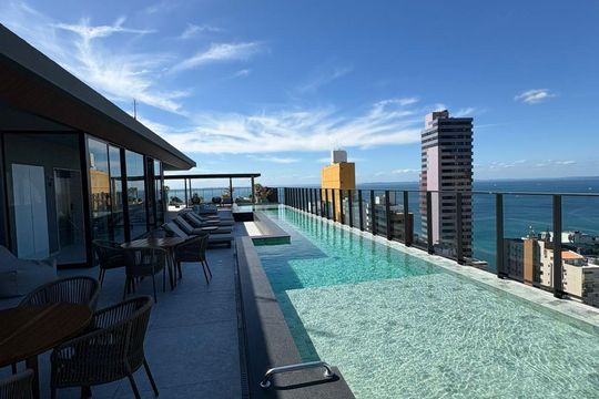 Área externa de apartamento para alugar com 1 quarto, 27m² em Vitória, Salvador