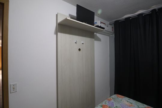 Quarto 1 de apartamento à venda com 2 quartos, 50m² em Guajuviras, Canoas