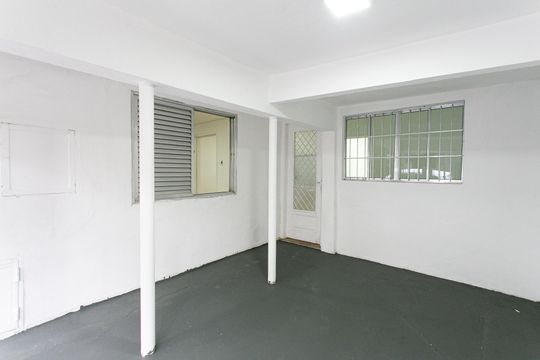 Garagem de casa para alugar com 2 quartos, 103m² em Chácara Santo Antônio (zona Leste), São Paulo