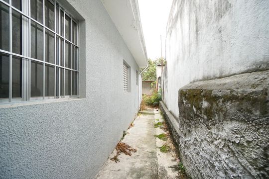 Corredor lateral de casa para alugar com 2 quartos, 103m² em Chácara Santo Antônio (zona Leste), São Paulo