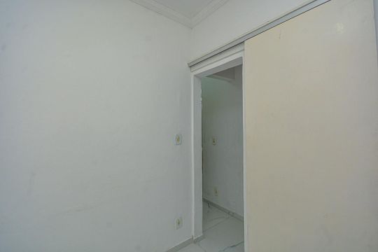 Quarto 2 de casa à venda com 3 quartos, 250m² em Jardim das Imbuias, São Paulo
