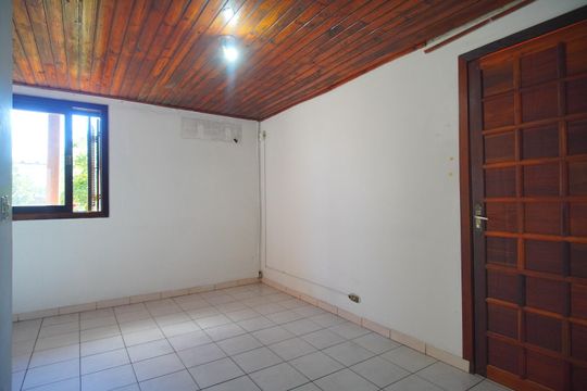 Sala de casa à venda com 2 quartos, 170m² em Feitoria, São Leopoldo