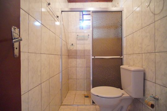 Banheiro de casa à venda com 2 quartos, 170m² em Feitoria, São Leopoldo