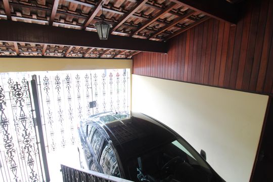 garagem de casa à venda com 2 quartos, 150m² em Vila Granada, São Paulo
