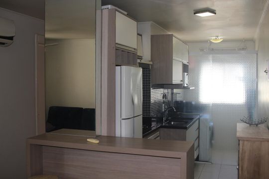 Cozinha de apartamento à venda com 2 quartos, 47m² em Sarandi, Porto Alegre