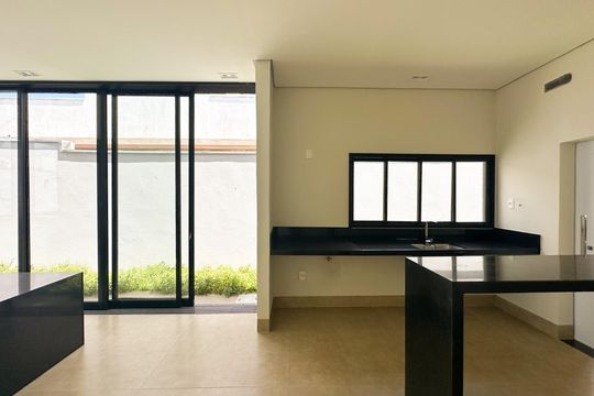 Cozinha de casa de condomínio para alugar com 4 quartos, 212m² em Gávea, Uberlândia