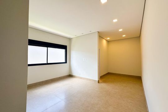 Sala de casa de condomínio para alugar com 4 quartos, 212m² em Gávea, Uberlândia