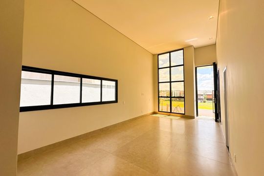 Sala de casa de condomínio para alugar com 4 quartos, 212m² em Gávea, Uberlândia