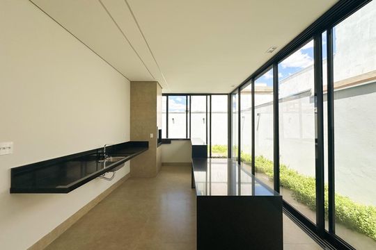 Cozinha de casa de condomínio para alugar com 4 quartos, 212m² em Gávea, Uberlândia
