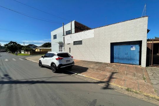 Placa instalada em 29/04/2026 - Cod.UAIE-168 de casa à venda com 4 quartos, 150m² em Feitoria, São Leopoldo