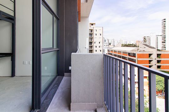 Varanda de kitnet/studio para alugar com 1 quarto, 27m² em Perdizes, São Paulo