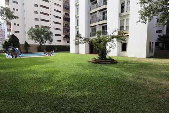 Área comum - Piscina de apartamento para alugar com 2 quartos, 75m² em Morumbi, São Paulo