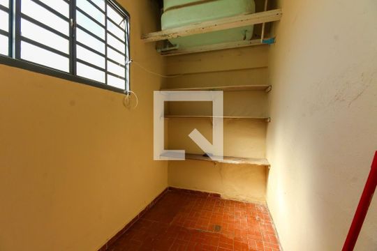 Área de serviço de casa à venda com 1 quarto, 820m² em Penha de França, São Paulo