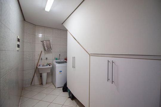 Área de Serviço de casa de condomínio para alugar com 3 quartos, 331m² em Jardim Vera Cruz, Sorocaba