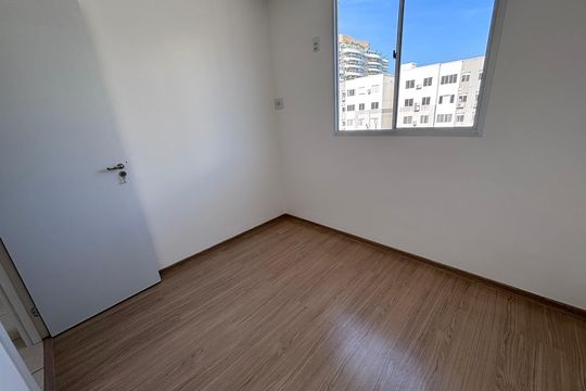 Quarto 2 de apartamento à venda com 3 quartos, 57m² em Recreio dos Bandeirantes, Rio de Janeiro