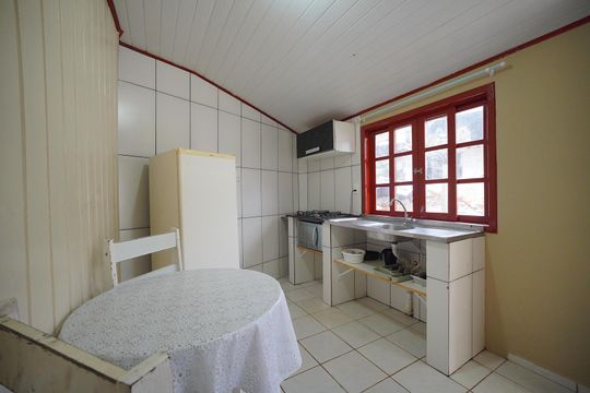 Cozinha de kitnet/studio para alugar com 1 quarto, 45m² em Ingleses do Rio Vermelho, Florianópolis
