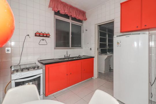 Cozinha de apartamento para alugar com 2 quartos, 110m² em Independência, Porto Alegre