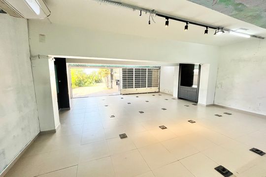 Garagem de casa para alugar com 4 quartos, 534m² em Jardim Sao Paulo(zona Norte), São Paulo