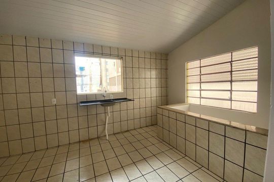 Sala/cozinha de casa para alugar com 2 quartos, 82m² em Centro, Florianópolis