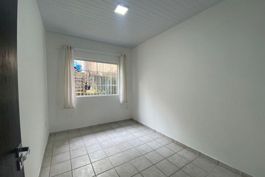Quarto 1 de casa para alugar com 2 quartos, 82m² em Centro, Florianópolis