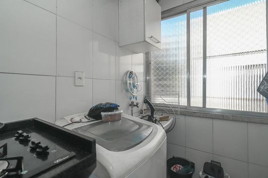 Cozinha e Área de Serviço de apartamento à venda com 1 quarto, 42m² em Santa Cecília, Porto Alegre