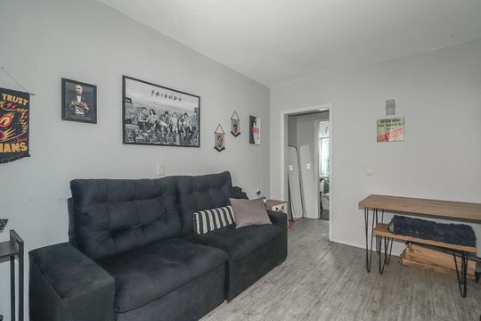Apartamento à venda com 1 quarto, 42m² em Santa Cecília, Porto Alegre