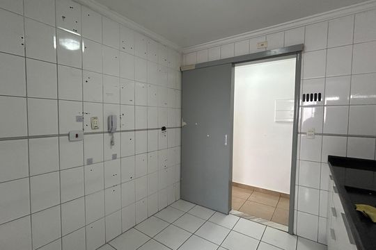 Cozinha de apartamento para alugar com 3 quartos, 69m² em Jardim Nosso Lar, São Paulo