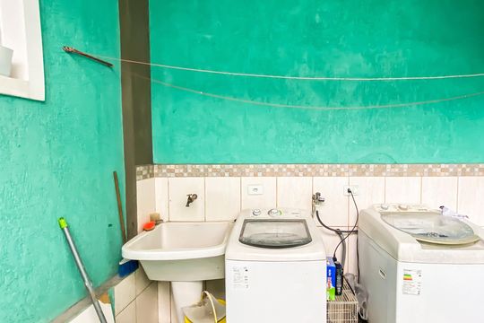 Área de serviço  de casa para alugar com 3 quartos, 150m² em Jardim Maringa, São Paulo
