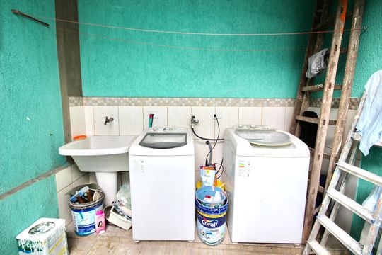 Área de Serviço de casa para alugar com 4 quartos, 150m² em Jardim Maringa, São Paulo