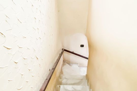 Escada  de casa para alugar com 3 quartos, 150m² em Jardim Maringa, São Paulo