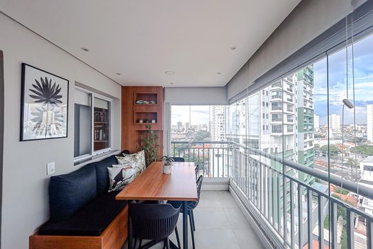 Varanda de apartamento à venda com 2 quartos, 69m² em Chácara Seis de Outubro, São Paulo