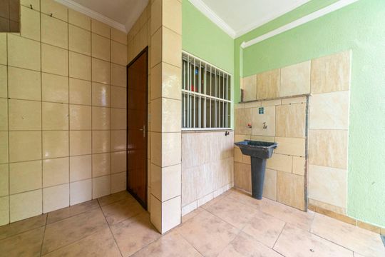 Área de Serviço de casa à venda com 4 quartos, 300m² em Jardim Santo Alberto, Santo André