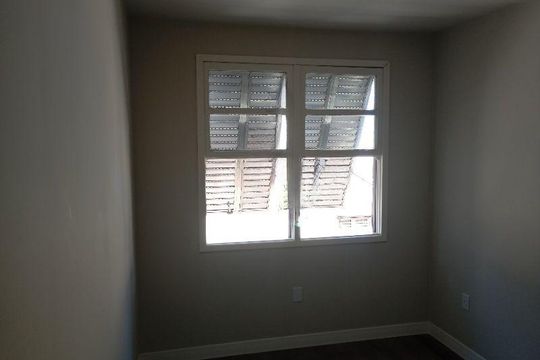 Quarto 2 de apartamento para alugar com 2 quartos, 53m² em Menino Deus, Porto Alegre