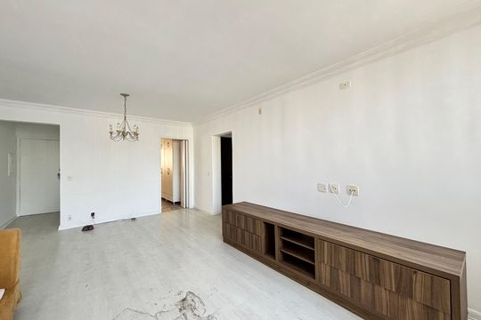 Sala de apartamento para alugar com 3 quartos, 118m² em Indianópolis, São Paulo