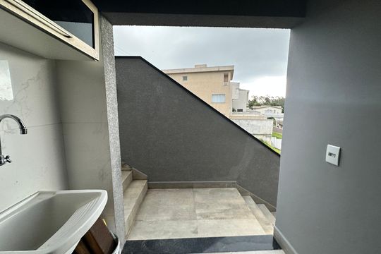 Área de Serviço de casa de condomínio à venda com 3 quartos, 250m² em Quintas do Ingaí, Barueri
