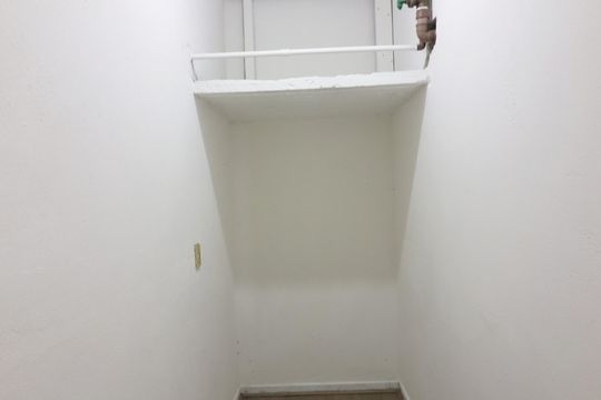 Despensa de casa à venda com 3 quartos, 204m² em Vila Kiko, São Bernardo do Campo