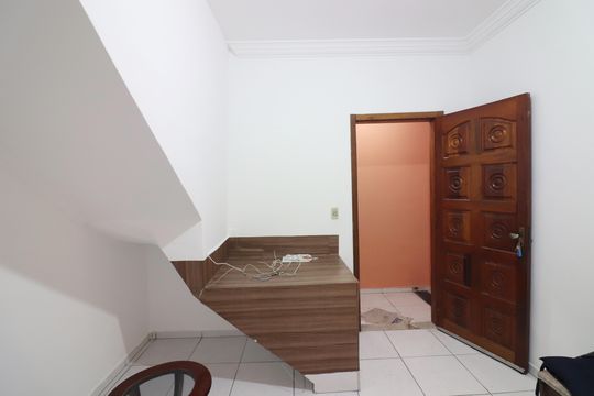 Sala  de casa à venda com 3 quartos, 204m² em Vila Kiko, São Bernardo do Campo