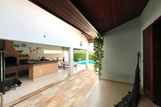Quintal de casa de condomínio à venda com 4 quartos, 185m² em Residencial Vila Verde, Campinas