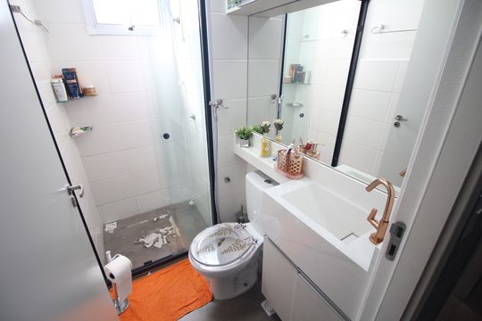 Banheiro de apartamento à venda com 1 quarto, 45m² em Santa Maria, Belo Horizonte
