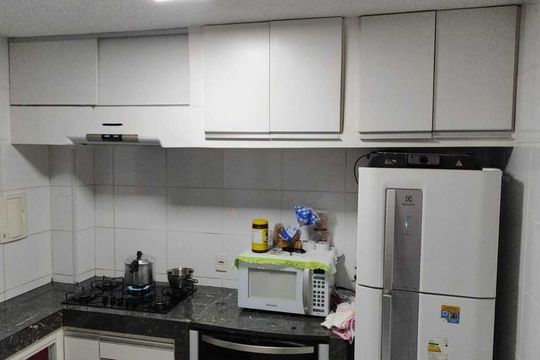 Cozinha de apartamento para alugar com 2 quartos, 58m² em Chácara Bela Vista, Goiânia