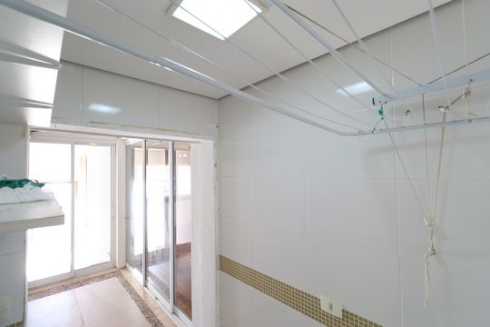 Área de Serviço de casa para alugar com 1 quarto, 120m² em Vila Hamburguesa, São Paulo