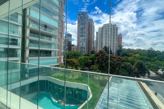 Apartamento à venda com 3 quartos, 227m² em Ibirapuera, São Paulo