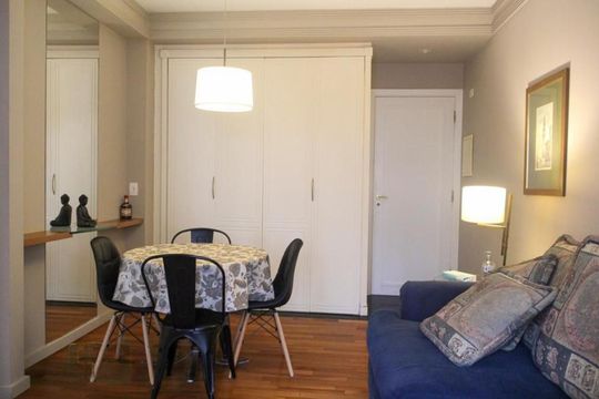 Apartamento à venda com 2 quartos, 51m² em Itaim Bibi, São Paulo