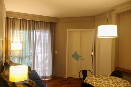 Apartamento à venda com 2 quartos, 51m² em Itaim Bibi, São Paulo