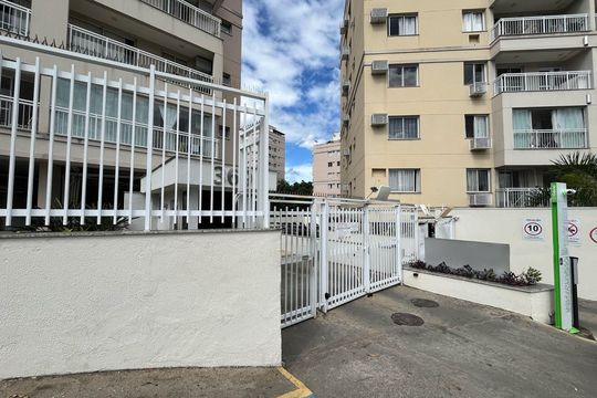 Fachada de apartamento para alugar com 3 quartos, 169m² em Taquara, Rio de Janeiro