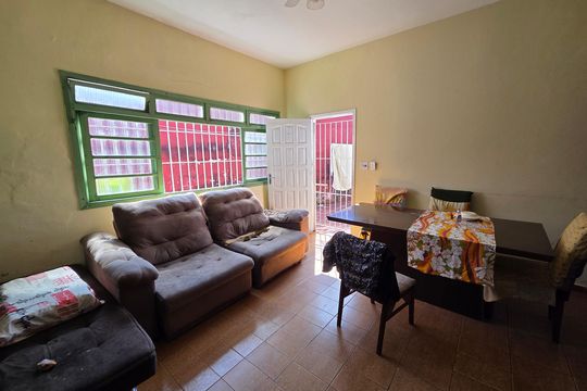 Sala de casa para alugar com 3 quartos, 190m² em Vilamar, Praia Grande